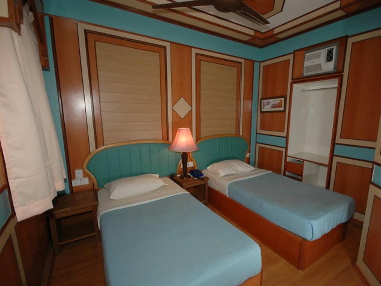 Shari La Island Resort Kampong Pasir Hantu Εξωτερικό φωτογραφία