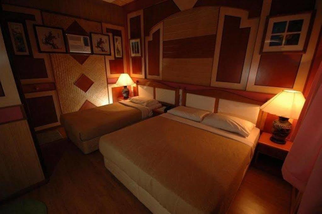 Shari La Island Resort Kampong Pasir Hantu Εξωτερικό φωτογραφία